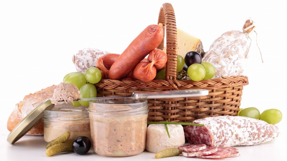 Aktuell warnt ein Produktrückruf vor dem Verzehr verschiedener Wurstsorten: Die bei Kaufland angebotenen Produkte können krank machen (Symbolfoto). Aktuell warnt ein Produktrückruf vor dem Verzehr verschiedener Wurstsorten: Die bei Kaufland angebotenen Produkte können krank machen (Symbolfoto). (Foto)