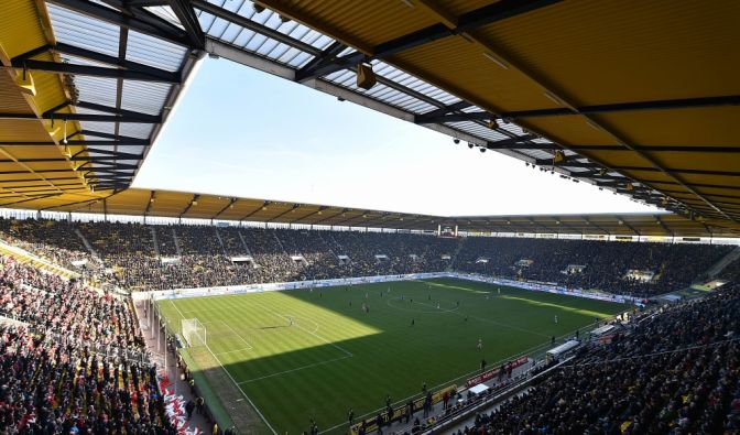 Das Tivoli Stadion von Alemannia Aachen.