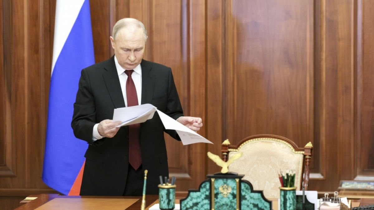 Im Kreml kommt man aktuellen Berichten zufolge nicht mehr hinterher, alle Todesfälle in der russischen Armee zeitnah und vollständig zu erfassen. (Foto)