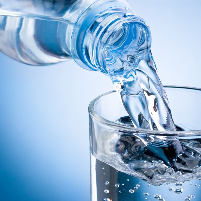 Bitte nicht trinken! Rewe ruft dieses Mineralwasser zurück