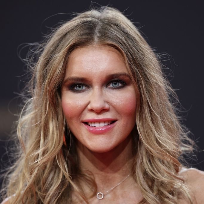 Laura Karasek ist dem deutschen TV-Publikum als Moderatorin zahlreicher Unterhaltungsshows bekannt.