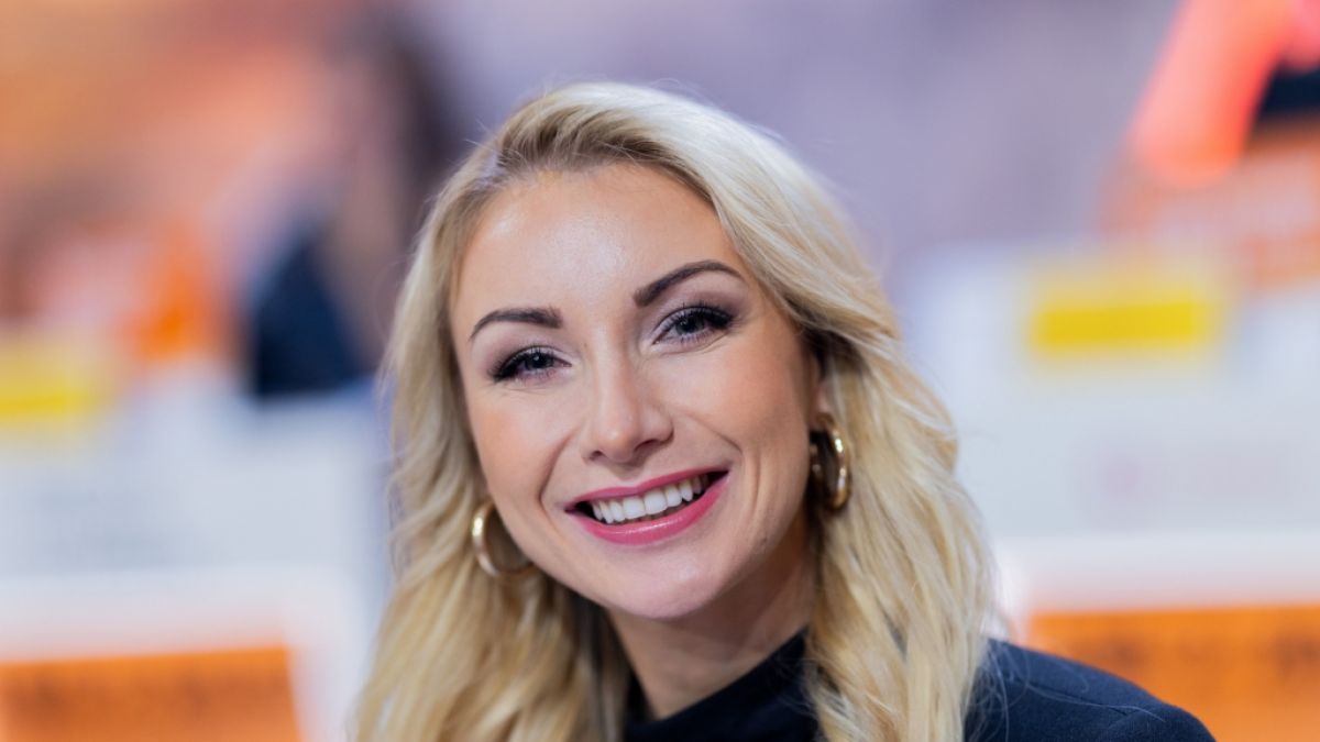 Anna-Carina Woitschack ist der Coverstar der aktuellen "Playboy"-Ausgabe. (Foto)