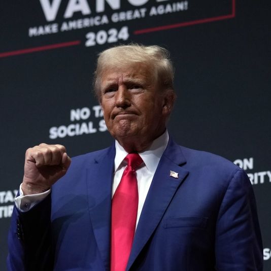 Trump-Nichte attackiert Ex-Präsident: Bricht sein Versprechen eiskalt