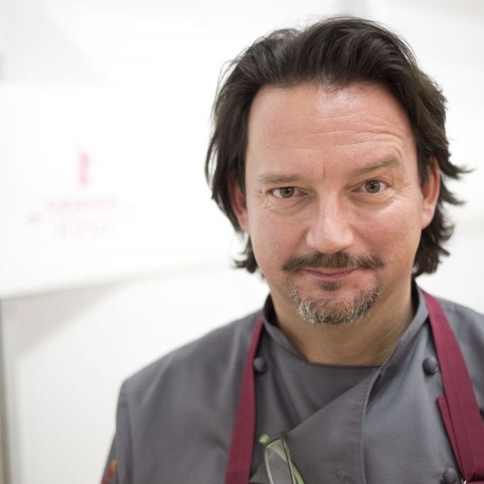 Musik, Karriere und Co.: Das wussten Sie noch nicht über den TV-Koch