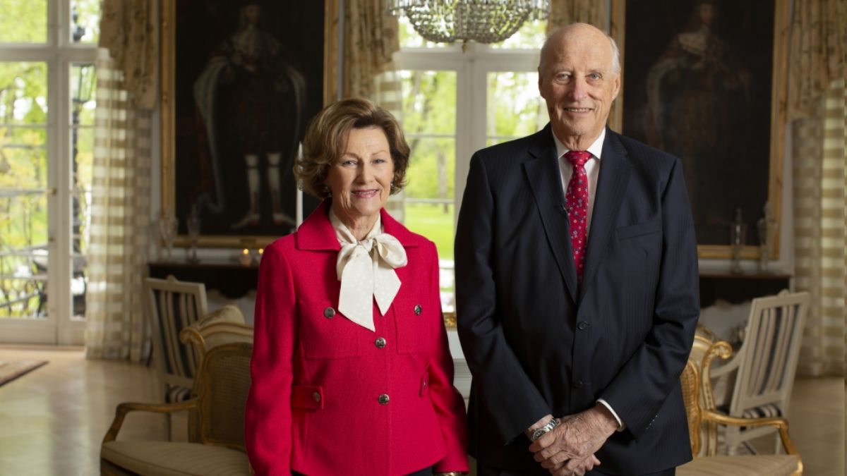 Allen Querelen zum Trotz hat sich das norwegische Königspaar Harald V. und Sonja zur Hochzeit ihrer Tochter Märtha Louise angekündigt. (Foto)