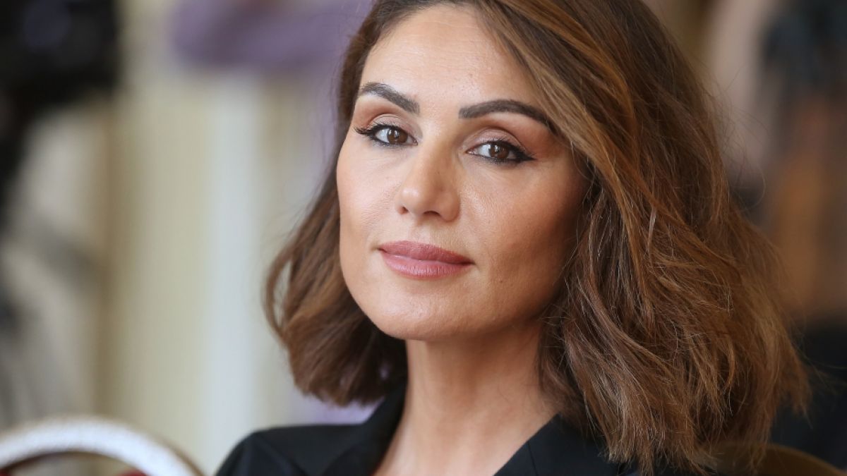 Nazan Eckes begeistert ihre Fans mit neuen Strandbildern. (Foto)