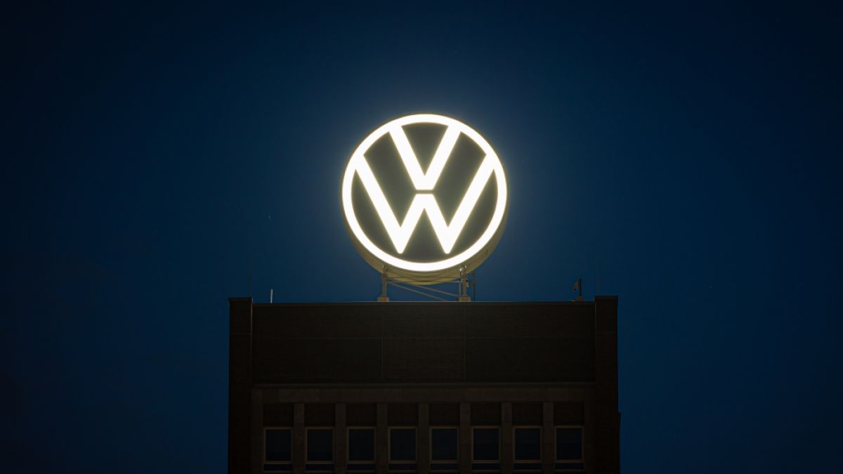 Volkswagen hat mögliche Werksschließungen und betriebsbedingte Kündigungen angekündigt. (Foto)