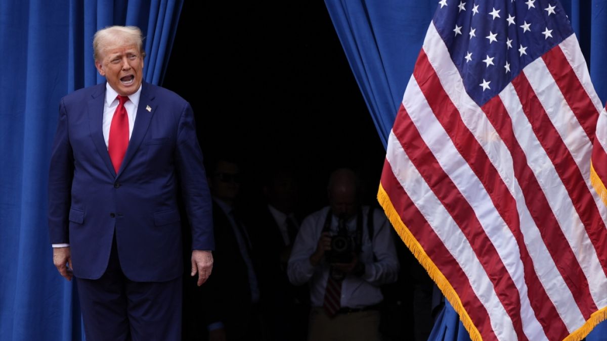 Trump musste seine Rede aufgrund eines medizinischen Notfalls unterbrechen. (Foto)