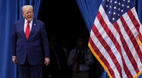 Trump musste seine Rede aufgrund eines medizinischen Notfalls unterbrechen.