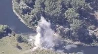 Ein Video zeigt die Zerstörung einer russischen Pontonbrücke.