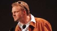 In den 90er-Jahren begann Stefan Raab seine TV-Karriere beim Musiksender Viva. Während dieser Zeit bekam 1997 auch den Echo als Produzent des Jahres für sein Album 
