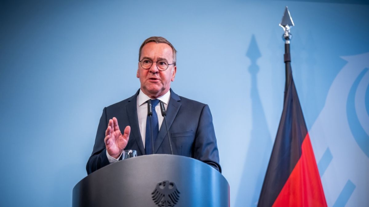 Könnte Verteidigungsminister Boris Pistorius die SPD als Kanzlerkandidat aus dem Umfrage-Tief führen? (Foto)