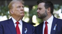 Donald Trump (links) und J.D. Vance könnte juristischer Ärger drohen.
