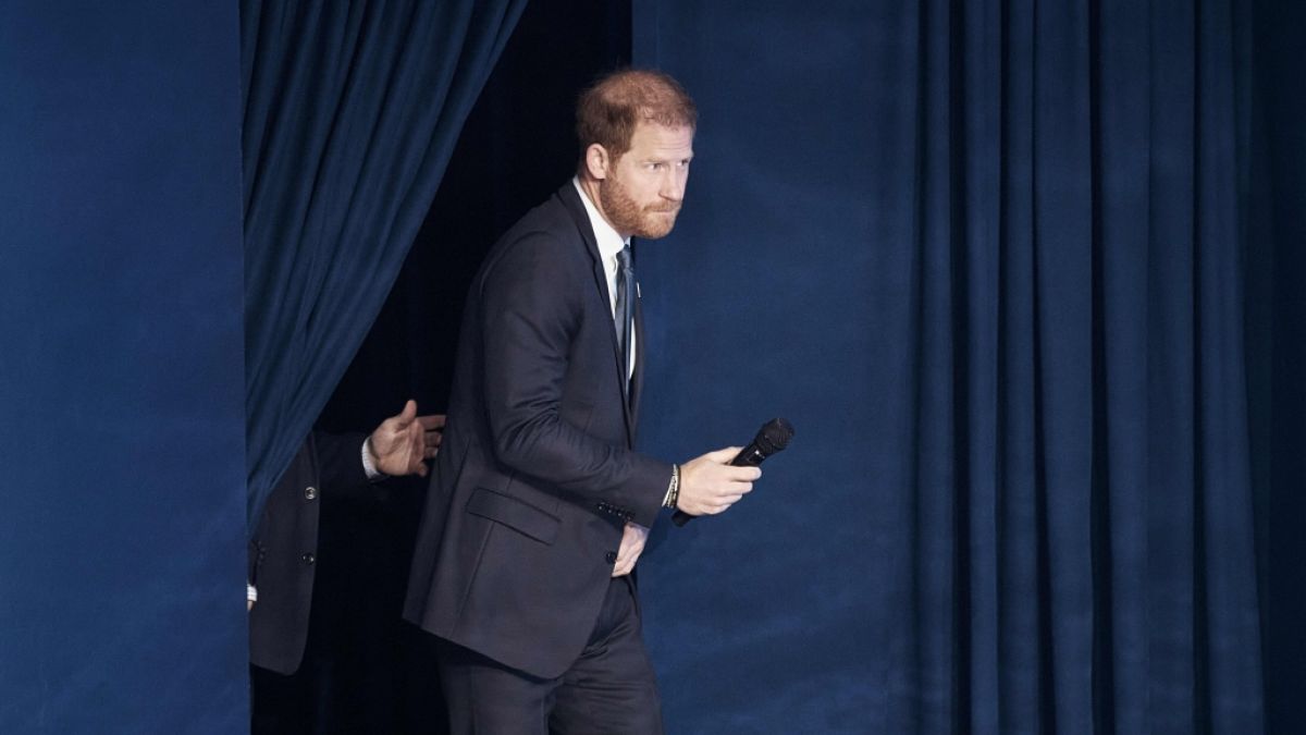 Prinz Harry erlebte in New York einen wahrgewordenen Albtraum - und das US-Publikum wurde im Fernsehen Zeuge davon. (Foto)