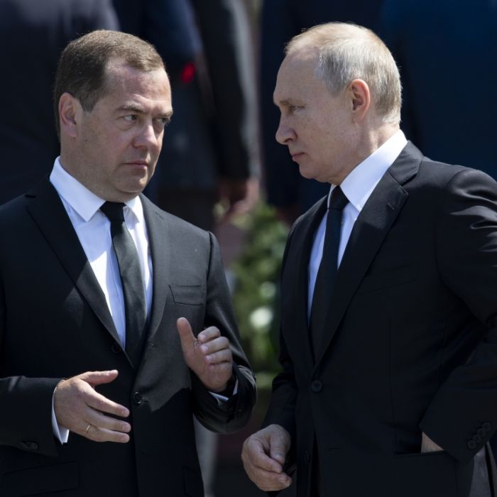 Putin-Freund droht Nato-Land - Medwedew will Estland auslöschen, wenn ...
