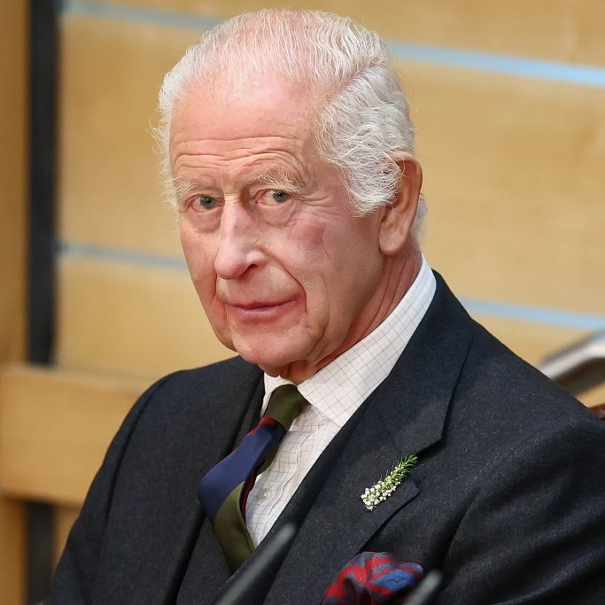 Royal unterbricht Krebsbehandlung - Mutet sich der Monarch damit zu viel zu?