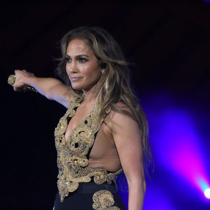 Blanker Wahnsinn - hier setzt J.Lo ihre gewaltigen Schmuckstücke in Szene