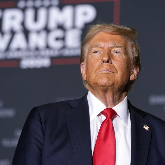 Trump-Ghostwriter packt über 