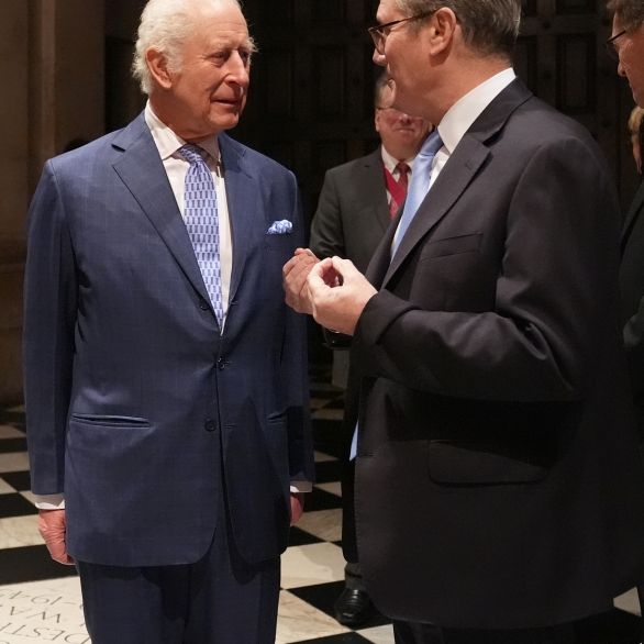König Charles droht Milliarden-Problem
