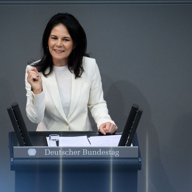 Trotz Bedenken aus Bundesregierung: Außenministerin zahlt Millionen an Seenotrettung