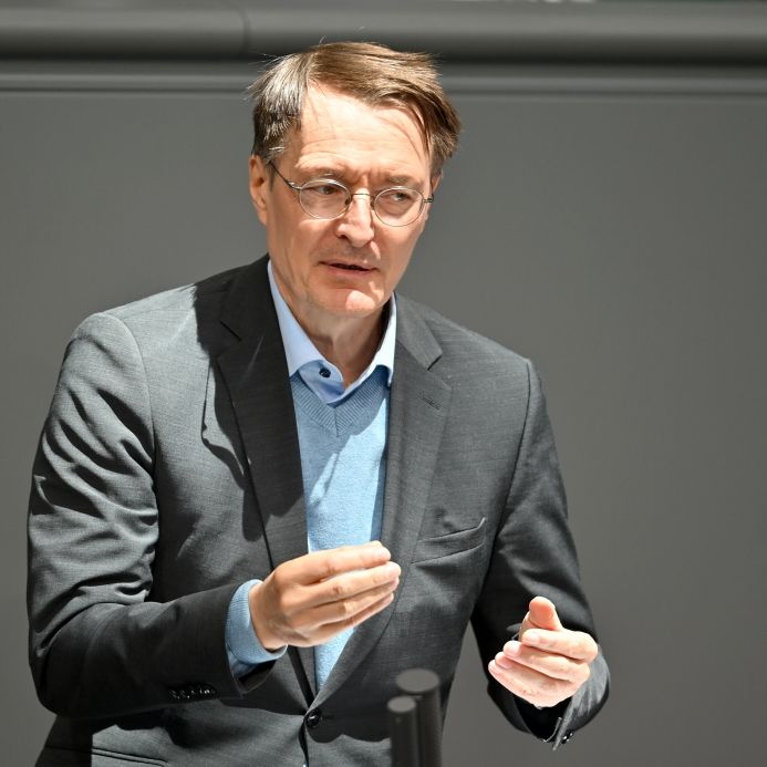 Gesundheitsminister: Hunderte Kliniken werden schließen