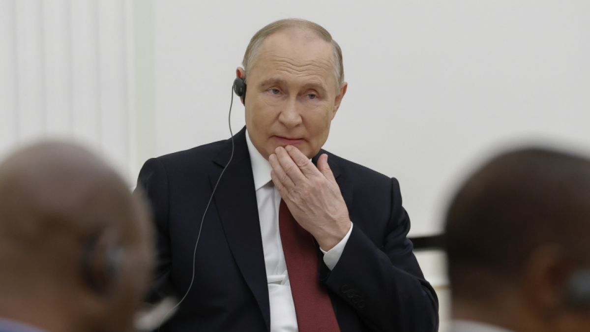 Mit Dimitri Golenkow soll Wladimir Putin einen Fliegerstaffel-Stabschef verloren haben. (Foto)