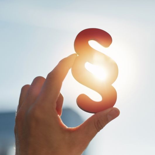 Mehr Geld, weniger Bürokratie - Diese Gesetzesänderungen kommen jetzt