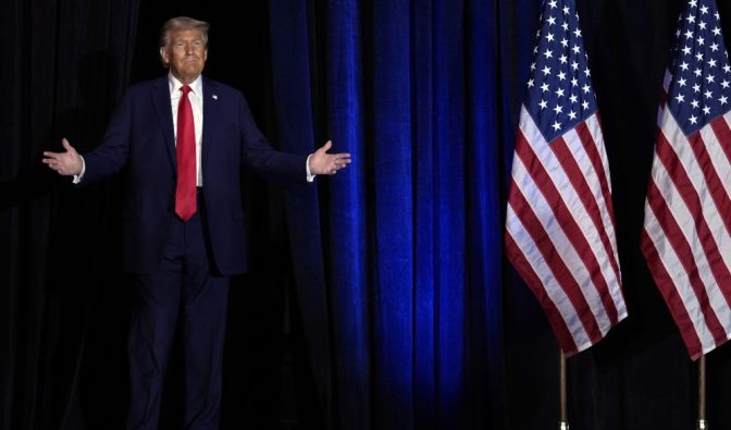 Donald Trump kommt zu einer Wahlkampfveranstaltung. Donald Trump kommt zu einer Wahlkampfveranstaltung.