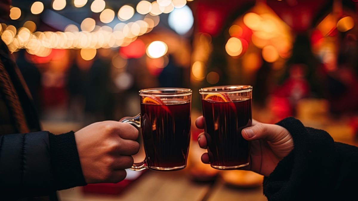 GlühweinPreise 2024 steigen weiter an Auf diesen Weihnachtsmärkten