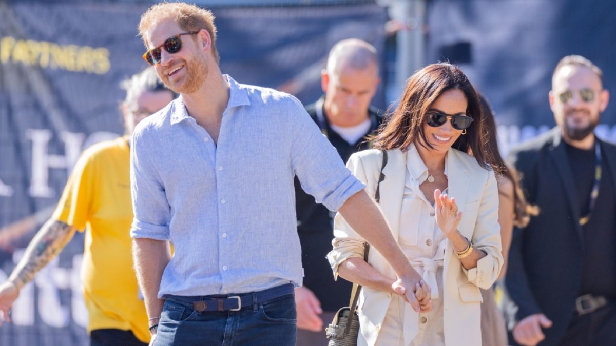 Prinz Harry und Meghan Markle händchenhaltend in der Öffentlichkeit - wird es derartige Bilder nie wieder geben? (Foto)