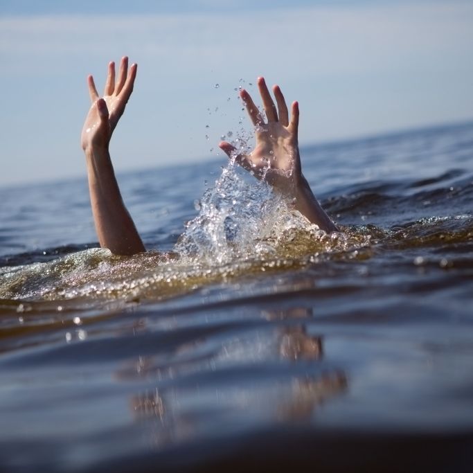 Influencerinnen verweigern Schwimmwesten - und sterben bei Bootsparty