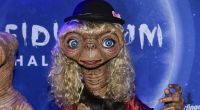 Heidi Klum trat bei ihrer berühmten jährlichen Party in New York als der Außerirdische E.T. ins Rampenlicht.
