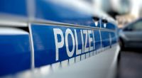 Polizei und Staatsanwaltschaft Kiel ermitteln nach dem mutmaßlichen Mord an einem Mieter in Neumünster. (Symbolfoto)