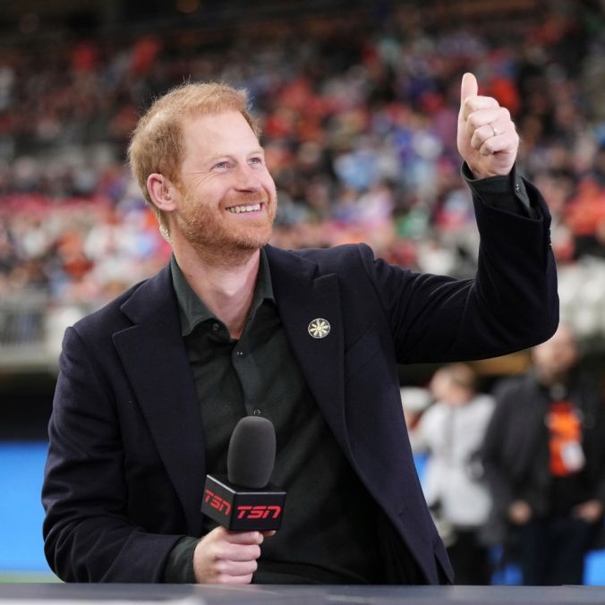 So locker sah man den Solo-Prinzen ohne Herzogin Meghan lange nicht