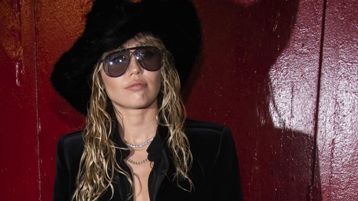 Miley Cyrus verzückt ihre Fans im Netz. (Foto)