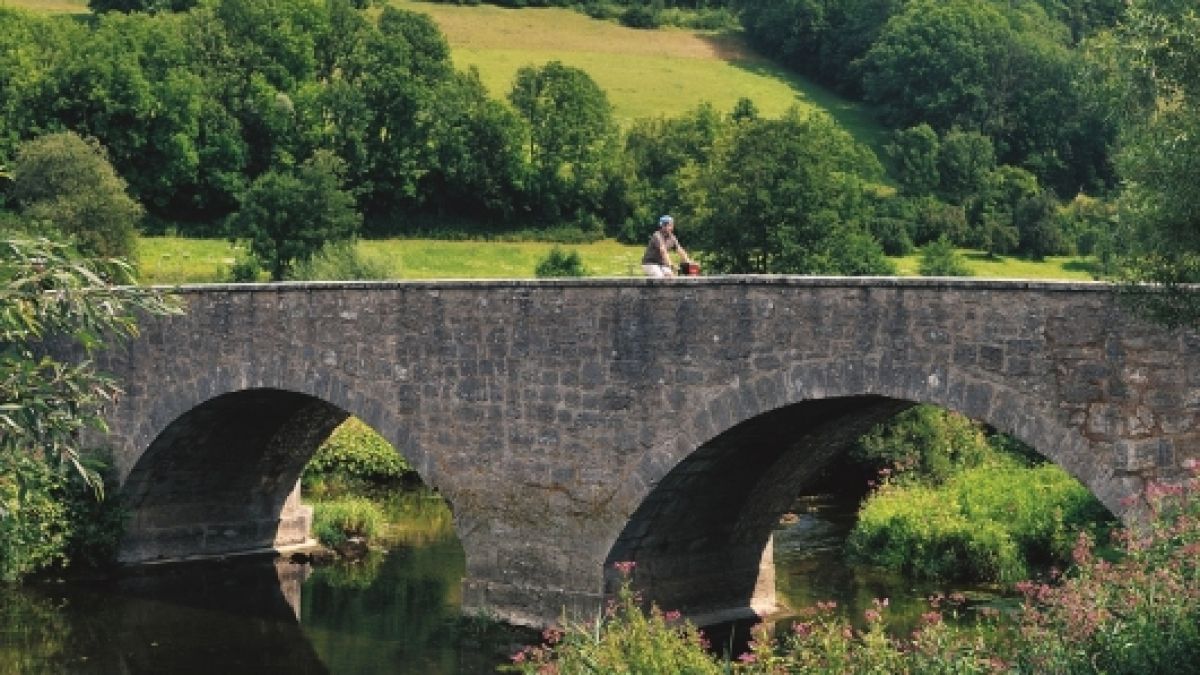 Im Buch werden auch weniger bekannte Strecken wie der Kocher-Jagst-Radweg vorgestellt. (Foto)