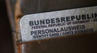 In Deutschland soll das Beantragen eines neuen Personalausweises ab 2025 vereinfacht werden.
