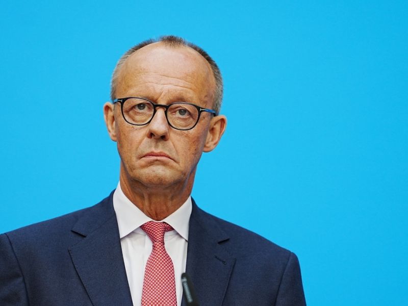 Friedrich Merz News: Merz gibt neue Brücke in Lüdenscheid nach vier Jahren frei