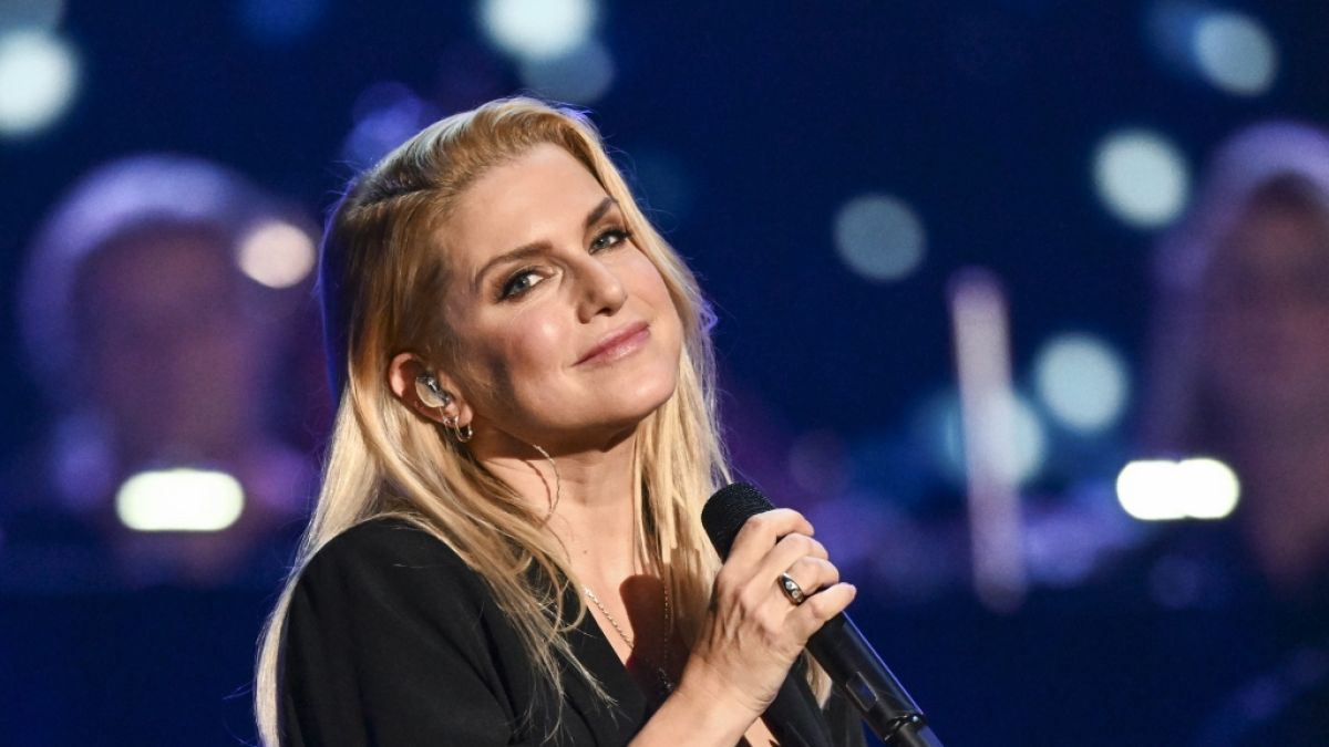 Jeanette Biedermann raubt den Fans auch mit 44 noch den Atem. Jeanette Biedermann raubt den Fans auch mit 44 noch den Atem. (Foto)