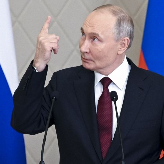 Putins Marine feuert neue Hyperschallrakete ab