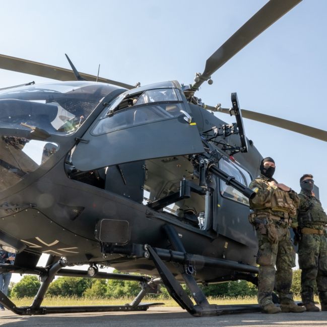Russische Schiffsbesatzung schießt auf Bundeswehr-Helikopter