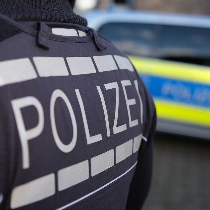 Mann tötet Krankenhaus-Mitarbeiterin (50) mit Armbrust