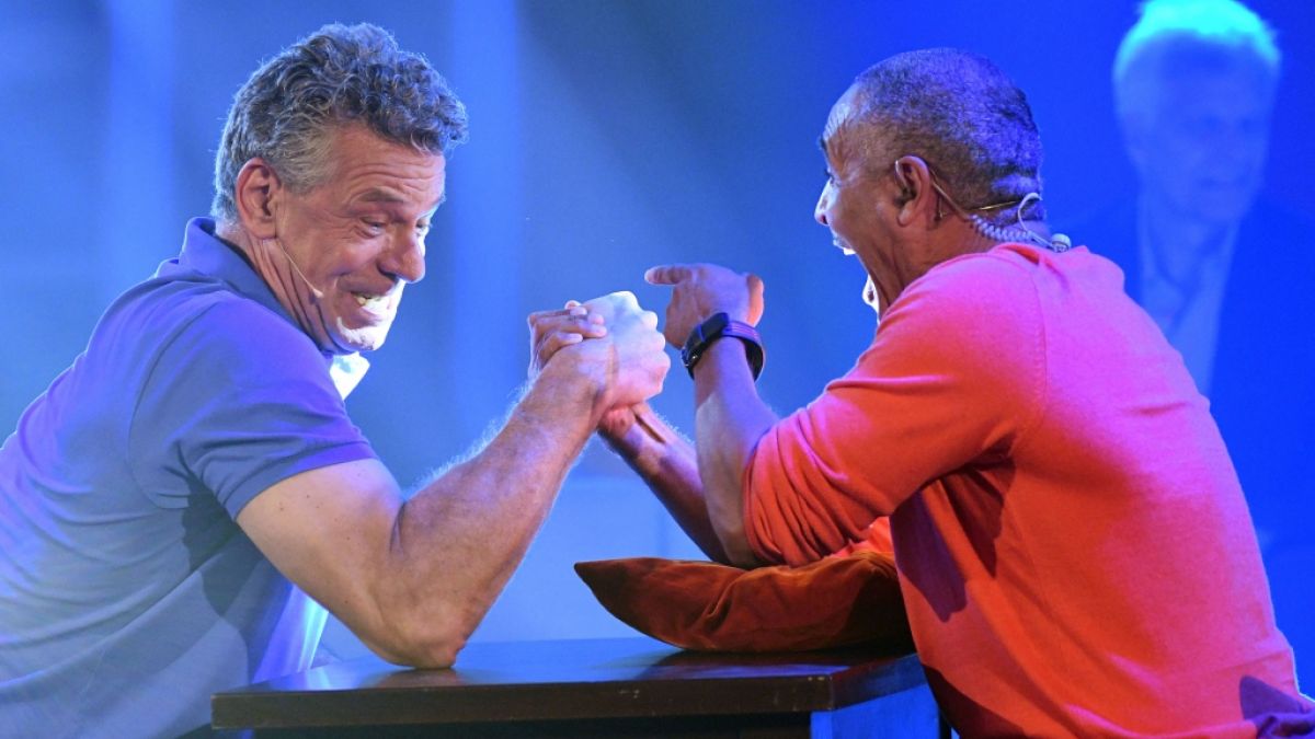 Hingsen beim Armdrücken mit seinem ewigen Rivalen Daley Thompson. Heute sind die zwei gut befreundet. (Foto)