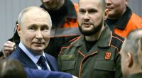 Wladimir Putin (links) sitzt auf tausenden Atomsprengköpfen.
