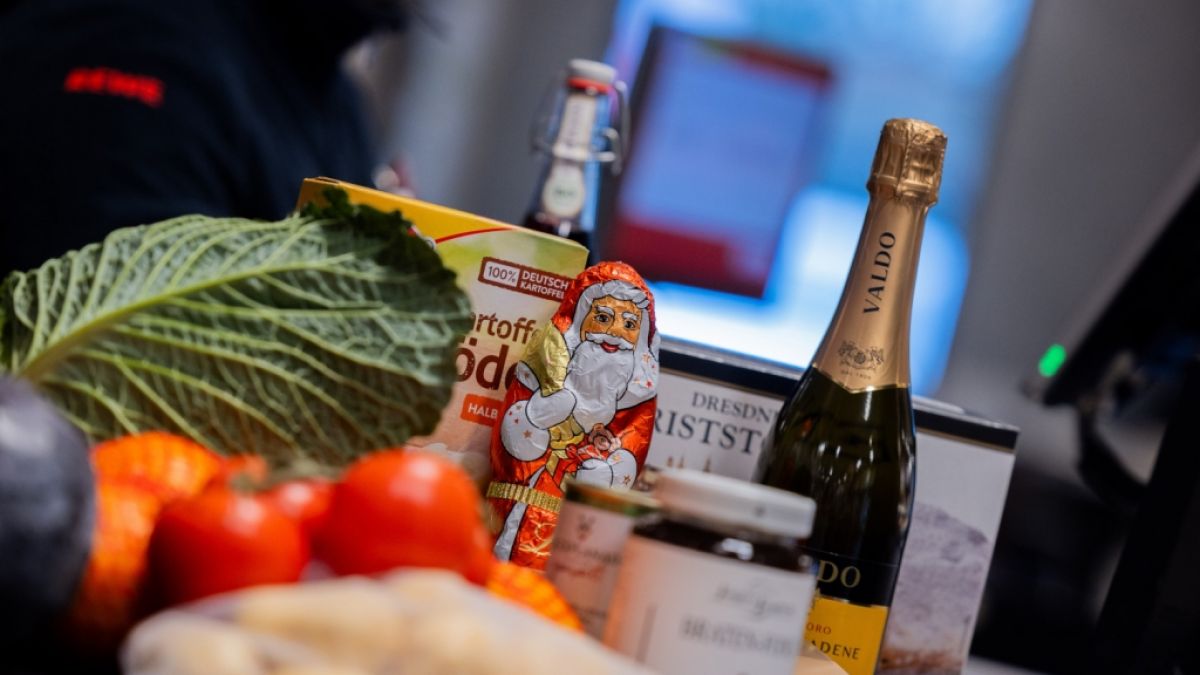 Beim Lebensmitteleinkauf zu Weihnachten lässt sich dank satter Discounter-Rabatte ordentlich sparen. (Foto)