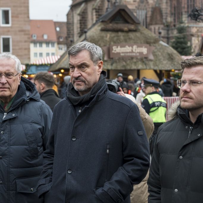 CSU-Chef für Weihnachtsmarkt-Fotos heftig kritisiert
