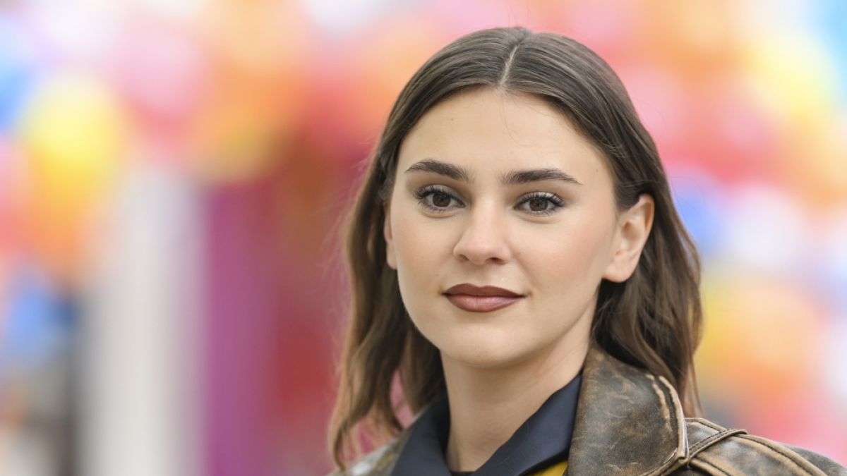 Stefanie Giesinger gönnte sich hüllenlos ein Sonnenbad. Stefanie Giesinger gönnte sich hüllenlos ein Sonnenbad. (Foto)