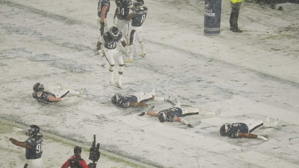 Schneeengel in der Endzone von den Philadelphia Eagles (Foto)