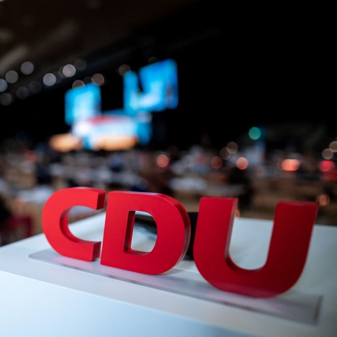 Firma aus Frankfurt am Main spendet 100.000 Euro