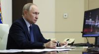 Bei einer Gesprächsrunde fiel Wladimir Putin fast vom Glauben ab.